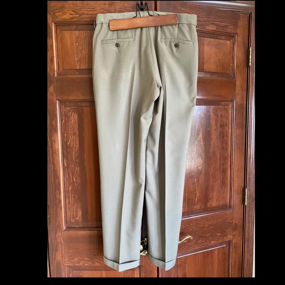 Men’s classic fit cuffed dress pants - Picture 4 of 5